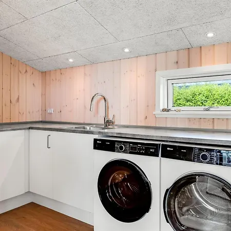 Helmtrud - 700m From The Sea By Interhome